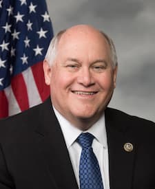 Ron Estes portrait