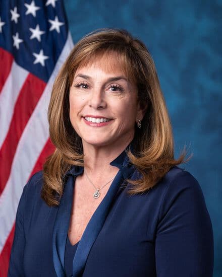Lisa Mcclain portrait