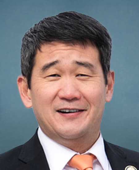 Dave Min portrait